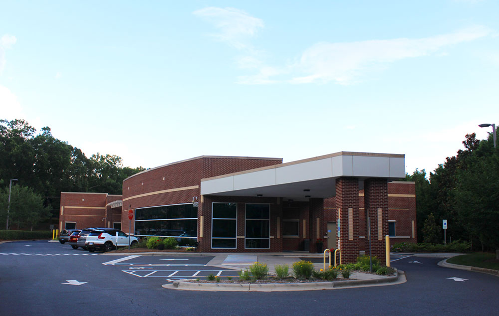 Surgery Center in Charlotte outpatient spine surgery, spinal injections
